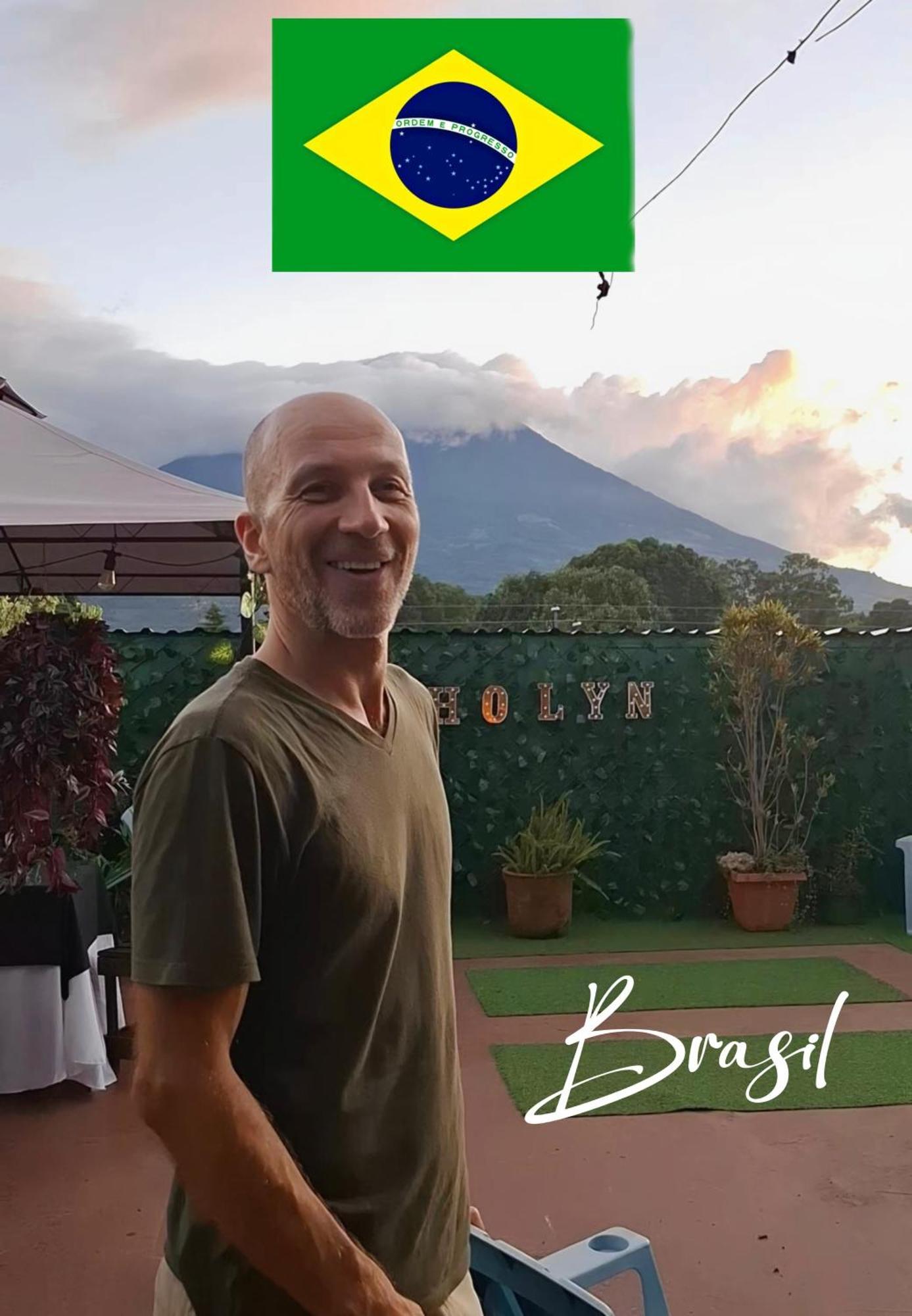 Hotel Rholyn Pura Vida !! Antigua Екстериор снимка
